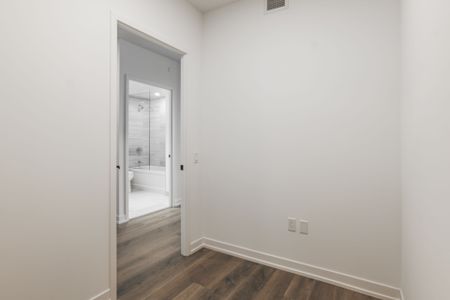 For Lease - 8 Interchange Way Unit# 1515, Vaughan, Ontario - Photo 5