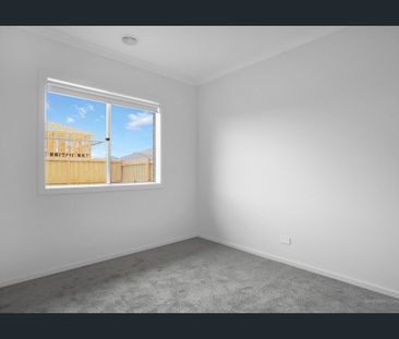 Glenvill-built home in Clyde! - Photo 6