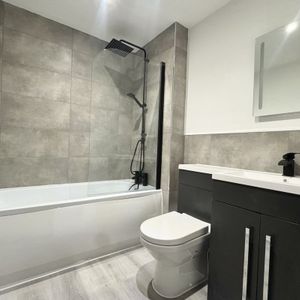 George Street - Photo 3