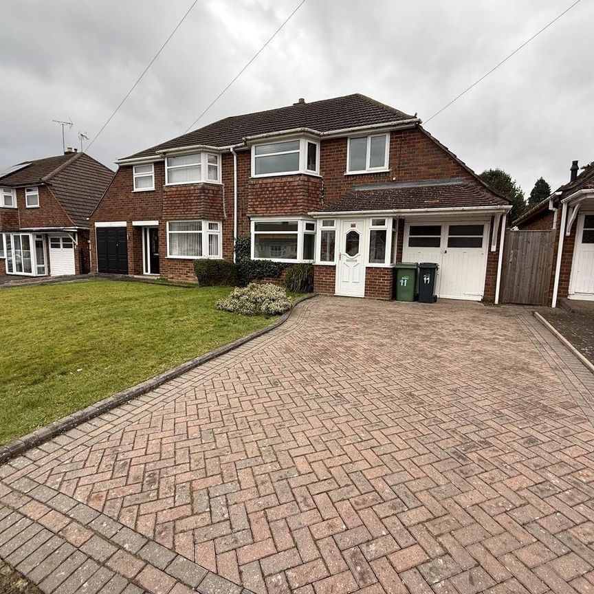 Lansdowne Road, Hayley Green, Halesowen - Photo 1