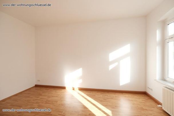 SCHÖNE 3-RAUMWOHNUNG MIT BALKON IN RUHIGER SEITENLAGE! - Photo 1