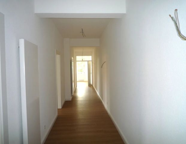 Ahlen, großzügiges Wohnen mit Blick über die Stadt! - Photo 1