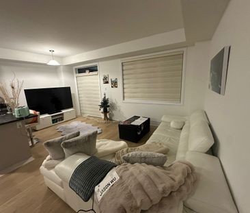 For Lease - 126 Brighton Lane, Thorold, Ontario - Photo 1