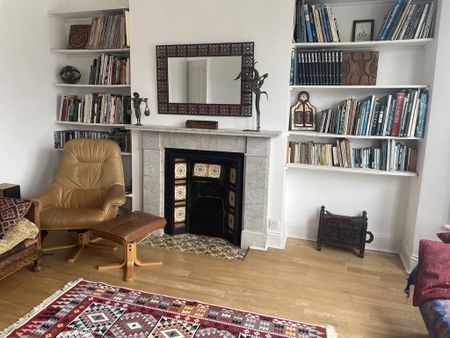 1 bedroom in a flat share to rent - Photo 3