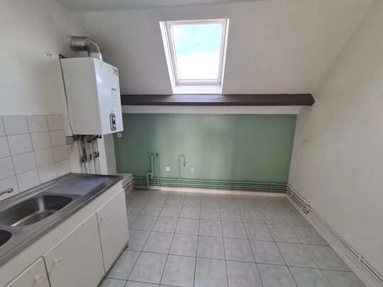 Location Appartement 3 pièces 48m² BOULOGNE SUR MER 62200 - Photo 1