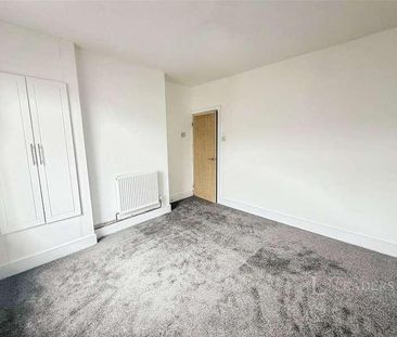 Park Street, Swallownest, Sheffield, South Yorkshire, S26 - Photo 4