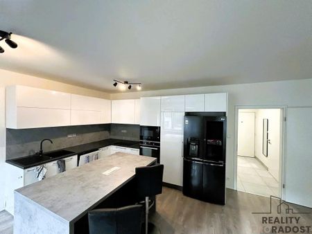 Pronájem bytu 2+kk 71 m2 - Фото 4