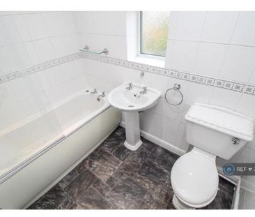 2 bedroom semi-detached house to rent - Photo 6
