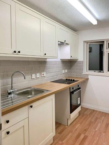 Orchid Vale, Kingsteignton, TQ12 - Photo 2