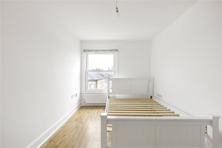 77 Atlantic Road, Brixton, SW9 - Photo 2