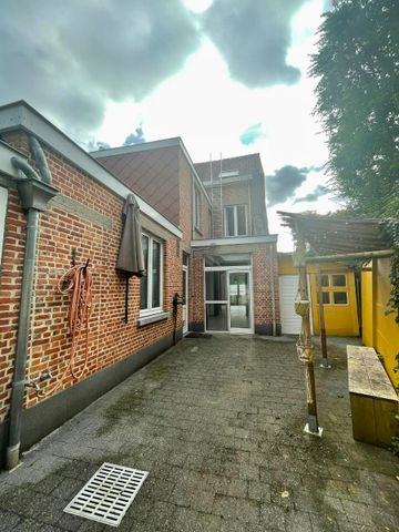 CHARMANTE WONING VOOR COHOUSING MET 5 SLPKS EN GROTE TUIN - Foto 2