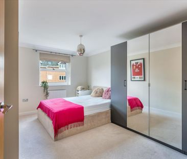 Available to let is a 2 bedroom, 2 bathroom, first floor apartment ... - Photo 6