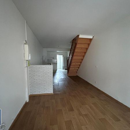 Location Appartement 3 pièces 53m² ROUBAIX 59100 - Photo 3