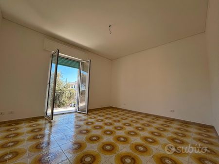 Appartamento in Villa Bifamiliare con Box Auto - Photo 3