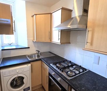 P1009: Craig Place, Torry, Aberdeen - Photo 4