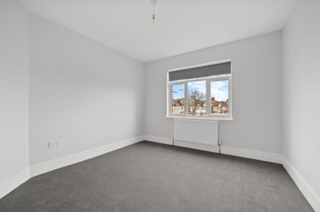 Church Hill Road, Cheam, SM3 - Photo 2