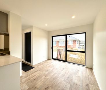 22E Royton Avenue, Mangere East, Auckland - Photo 2