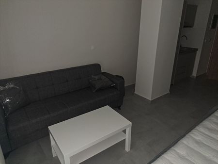 Studio/Γκαρσονιέρα για ενοικίαση Κέντρο (Χαριλάου) - Photo 2