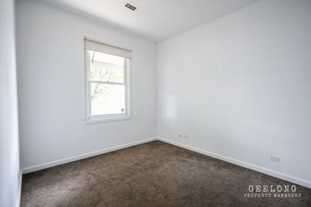 1/57 Waratah St Geelong West - Photo 4