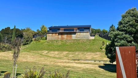 Space, Style, Comfort and those fabulous views! - Photo 4