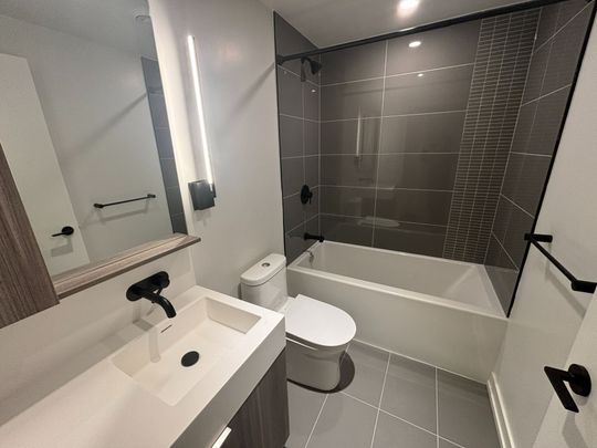 For Lease - 117 Broadway Avenue Unit# 609, Toronto, Ontario - Photo 1