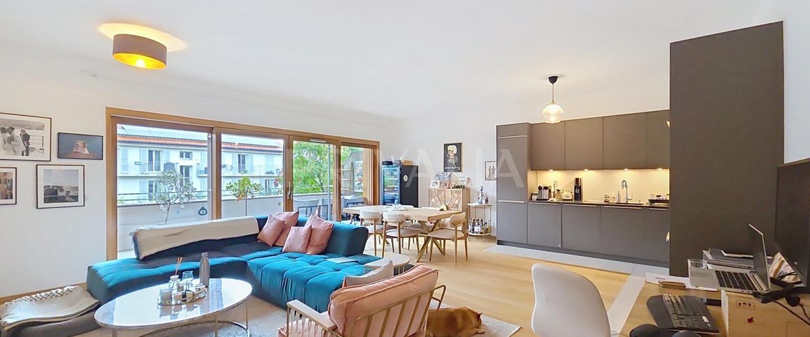 Bel appartement contemporain de 5 pièces à deux pas du lac - Photo 1