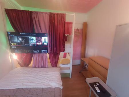 Rua Garcia de Orta, Amadora, Lisbon 2720-249 - Photo 5