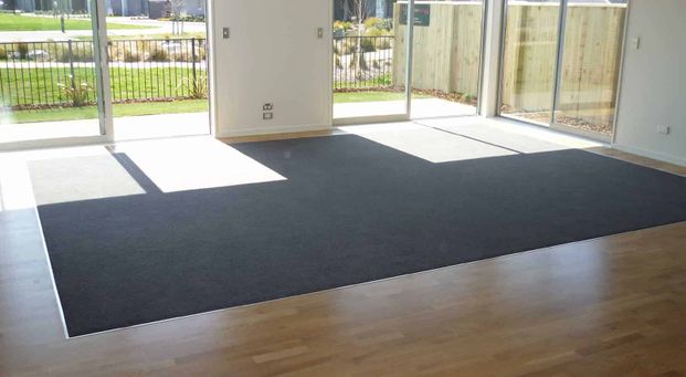 Smart and Classy in Delamain - Photo 1