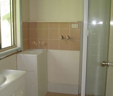 CHARMING 1-BEDROOM LOFT-STYLE UNIT IN A CONVENIENT LOCATION - Photo 2