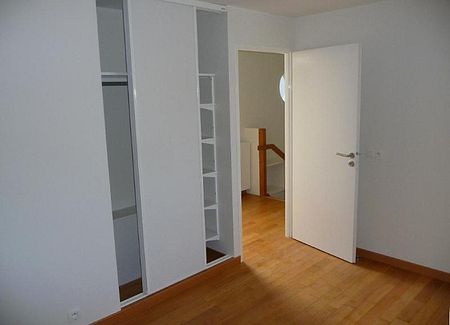 Location appartement 5 pièces de 119.96m² - Photo 2