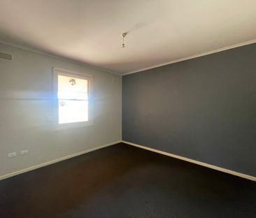 58 Bevan Crescent, Whyalla Stuart - Photo 6