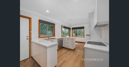 Spacious and low-maintenance 3 bedroom unit - Photo 4