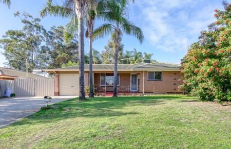 Spacious Family Home in a Quiet Location - Photo 5