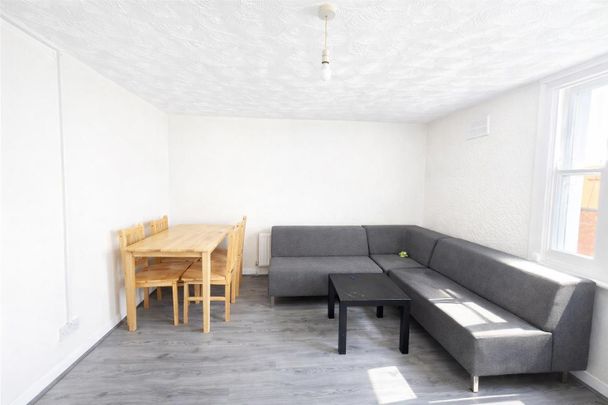 Westow Hill, London SE19 - Photo 1