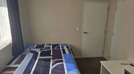 Riccarton, 1 Bedroom - Photo 2