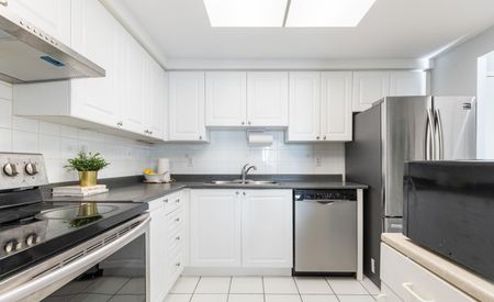 For Lease - 135 Hillcrest Avenue Unit# 1805, Mississauga, Ontario - Photo 4