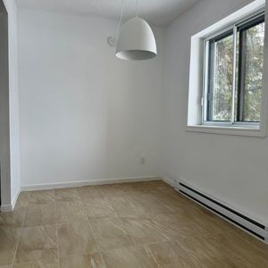 LOGEMENTS A LOUER A LONGUEUIL - Photo 2