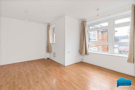 Strode Close, London, N10 - Photo 2