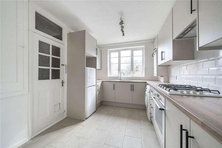 Seymour Court, Eversley Park Road, Winchmore Hill, London, N21 - Photo 5