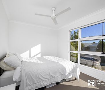 STUNNING FAMILY HOME IN REDLAND BAY! - Photo 2