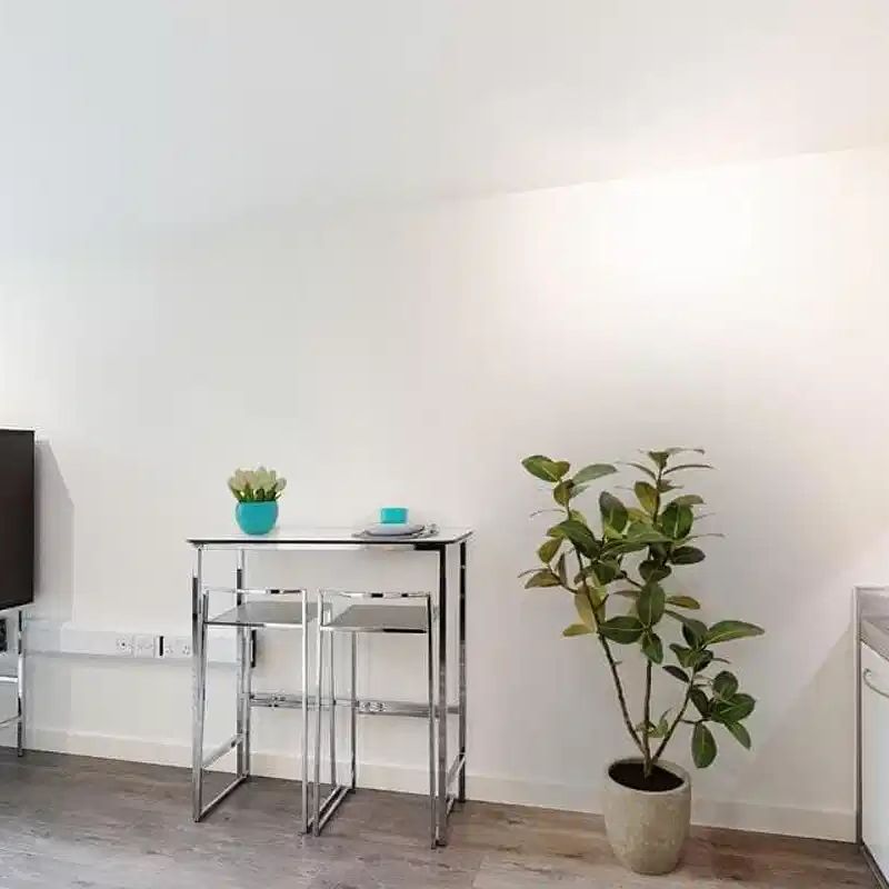 Platinum Studio - Photo 1