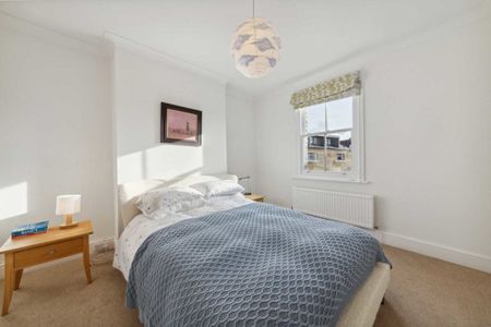 Mount Pleasant Crescent, Stroud Green, N4 - Photo 4