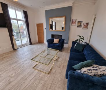 1 Bed Student Accommodation - Photo 2