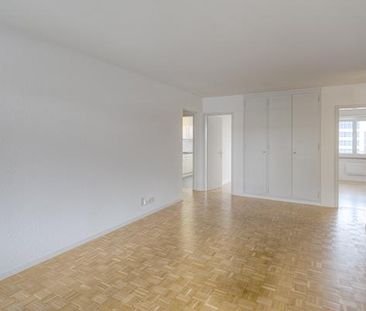 4-Zimmerwohnung mit zwei Balkonen im 1. Stock im Liebefeld - Photo 2
