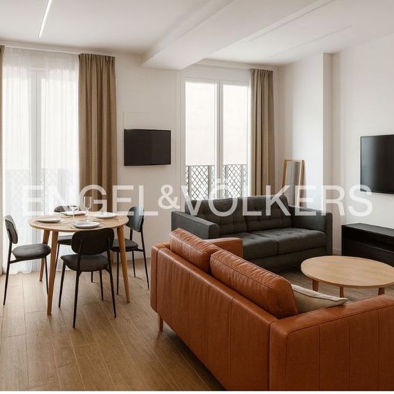 Alquiler de piso en Calle de San Alejandro - Foto 1