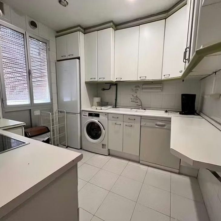 Calle de la Batalla del Salado, Madrid, Community of Madrid 28045 - Foto 1