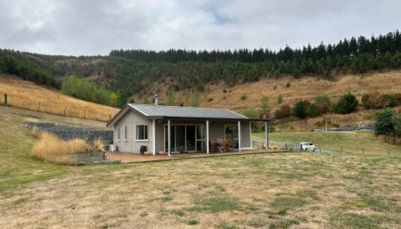 Two Bedroom Semi Furnished Cottage - Photo 4