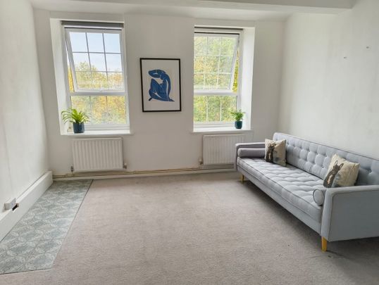 1 Bed Flat, Renton Close, SW2 - Photo 1