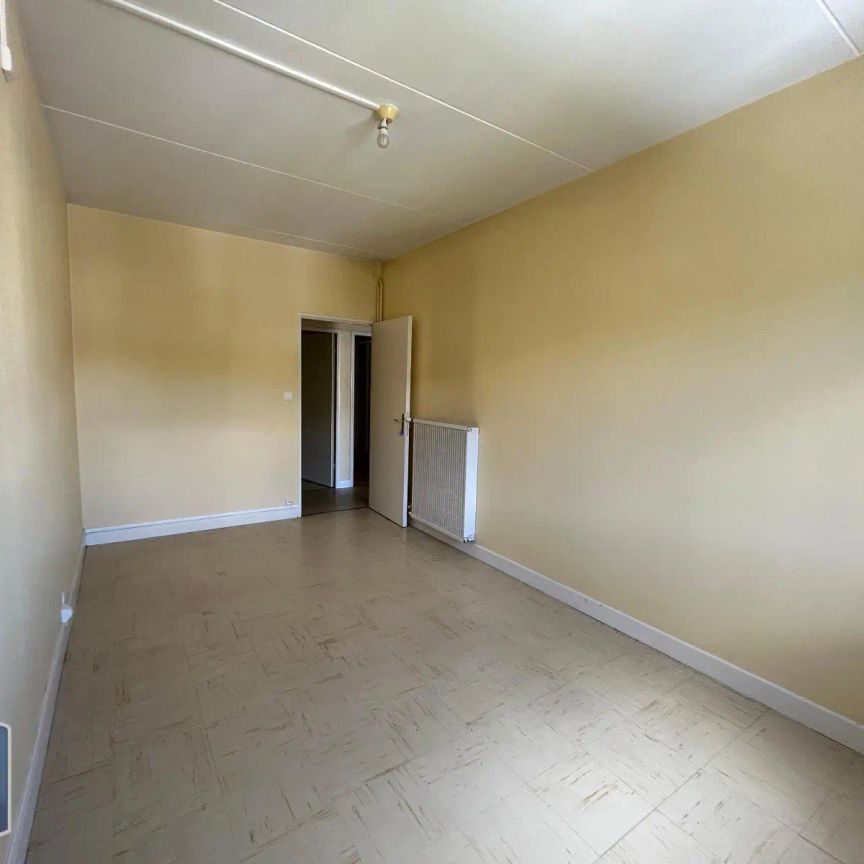 Appartement à louer 4 pièces 80.8m² - Photo 1