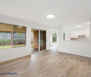 Spacious 3-Bedroom Home with Large Backyard in Harristown - Photo 3